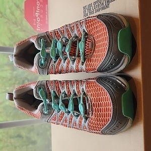 Eddie bauer tennis shoes